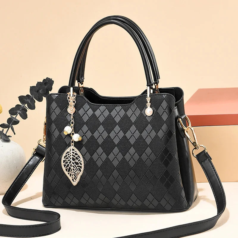 Fashion Versatile Commuting Shoulder Bag