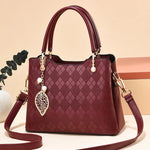 Fashion Versatile Commuting Shoulder Bag