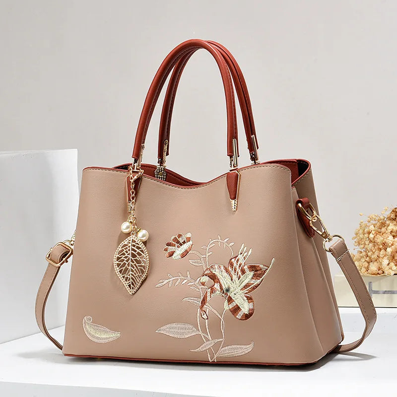 New Flower Embroidered Women's Crossbody Bag
