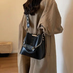 Advanced Texture Large Capacity Bucket Bag