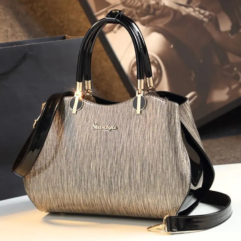New Women's Large Capacity Bag