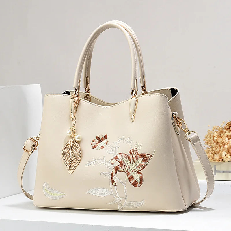 New Flower Embroidered Women's Crossbody Bag
